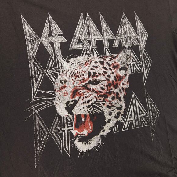 Def Leppard Band Graphic Short Sleeve Crew Neck Shirt Womens Size Large L Black - Picture 4 of 9